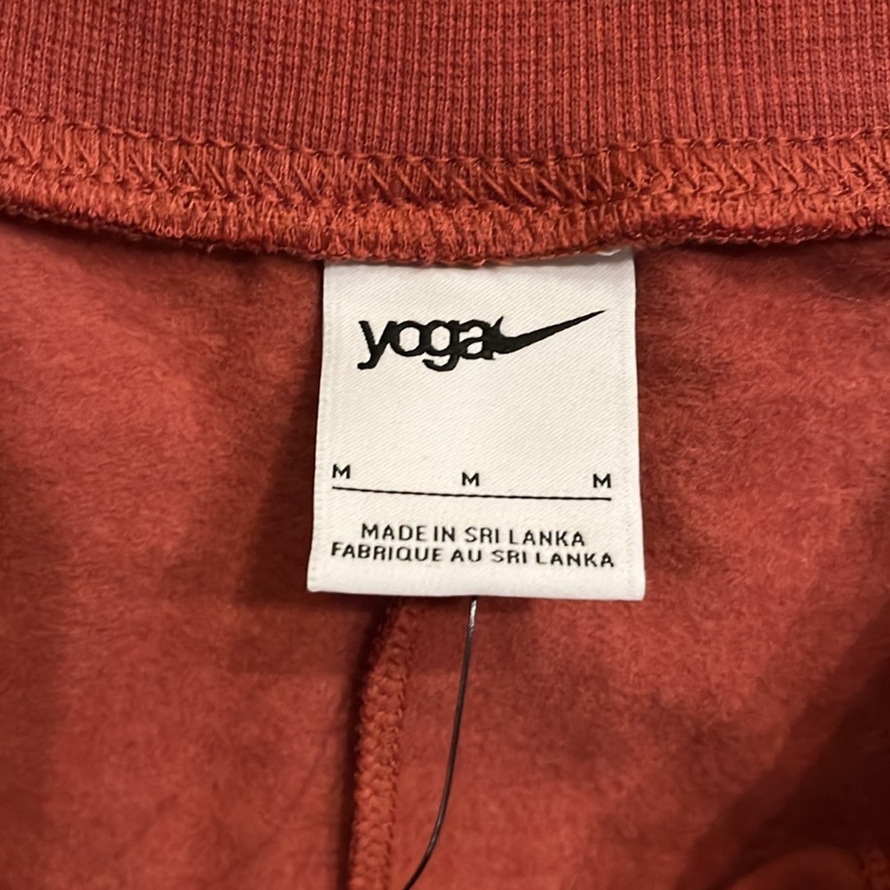 Nike Yoga Luxe Women's Cropped Fleece Pants Size M - Picture 3 of 8